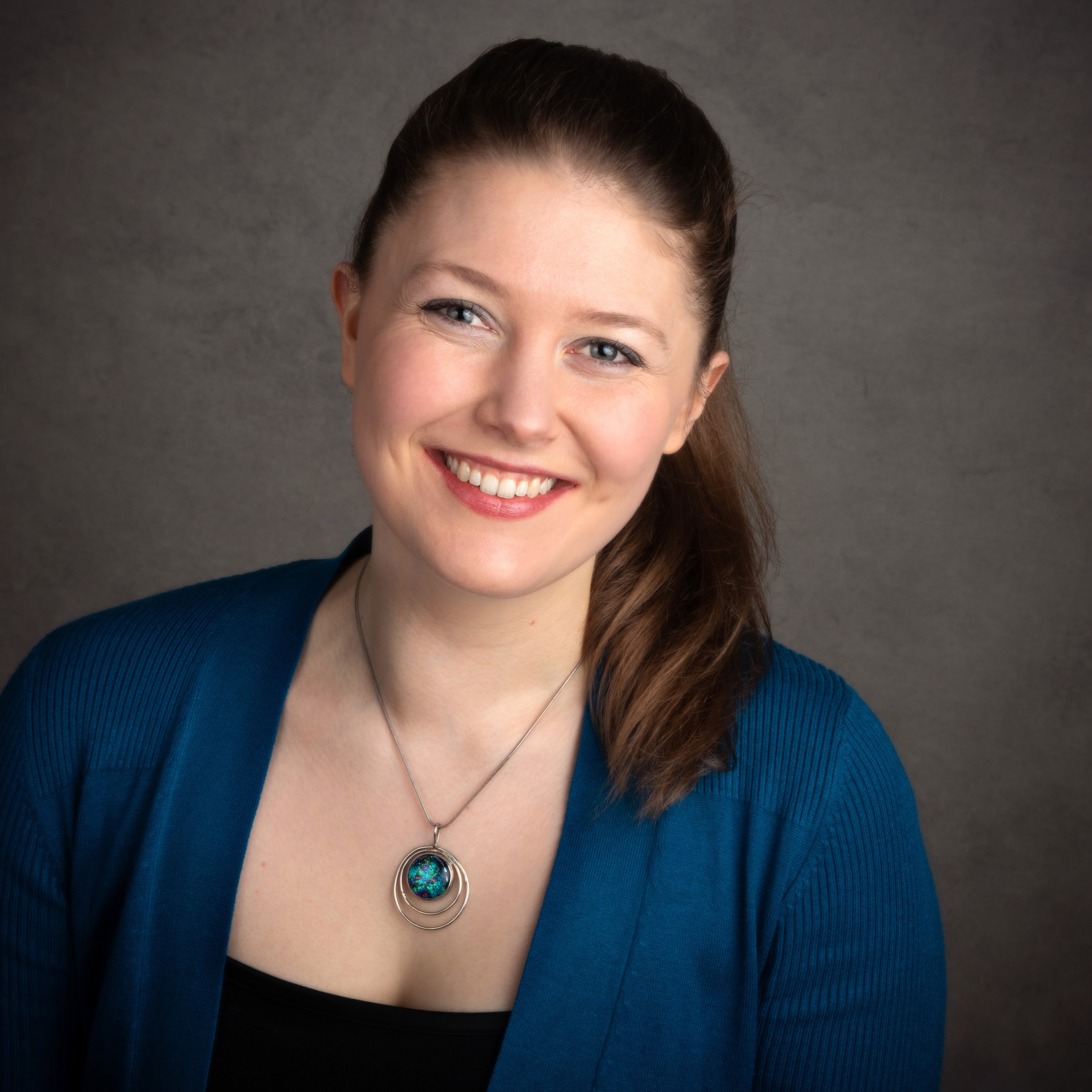 helen-willis-headshot-3